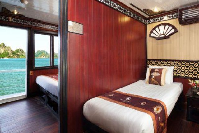 Halong Apricot Cruise