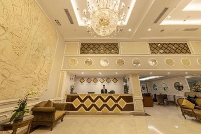 Chalcedony Hotel
