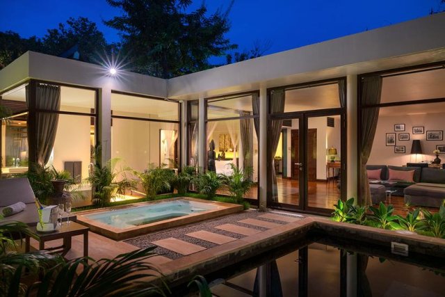 Heritage Suites Hotel