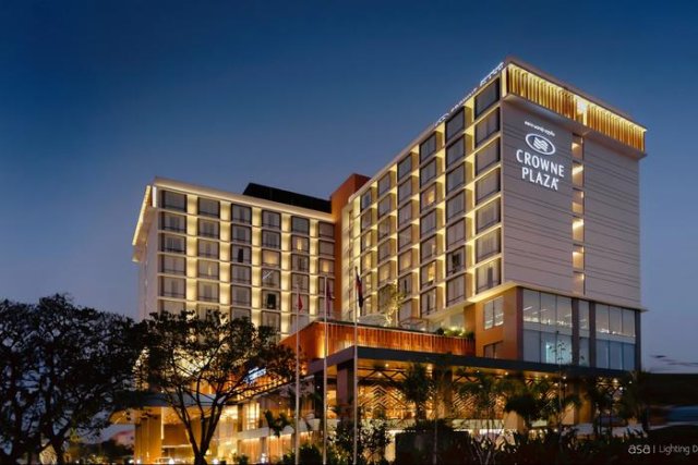 Crown Plaza Hotel