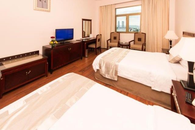 Riverside Hotel