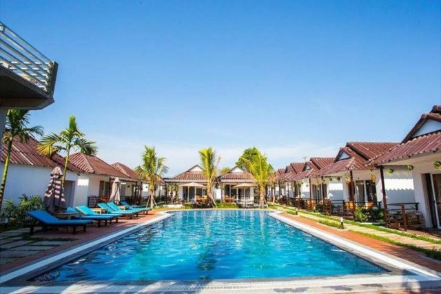 Sea Breeze Resort