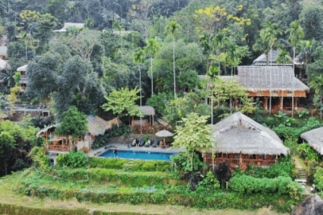 Pu Luong Retreat - Deluxe Central/ New/ Far Wing room  (Sustainable Accommodations)