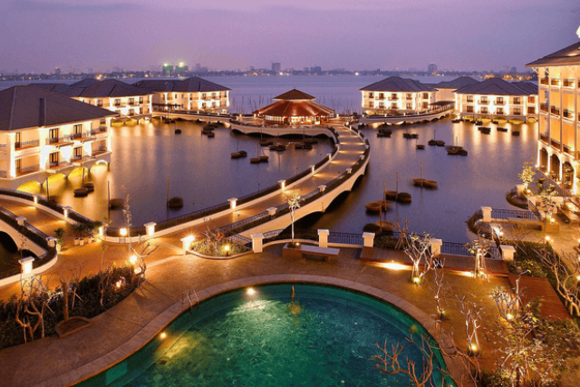Intercontinential Hanoi Westlake