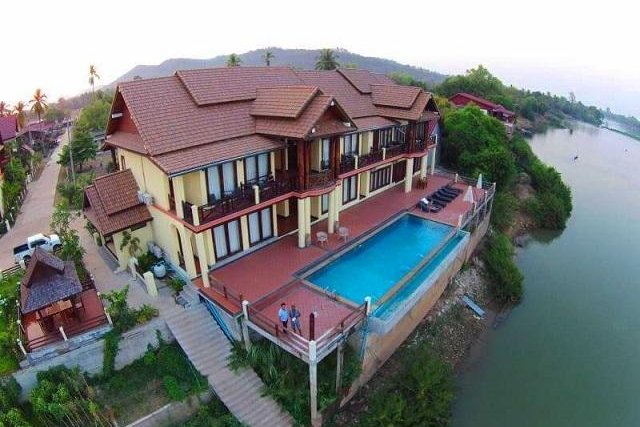 Pon Arena Hotel