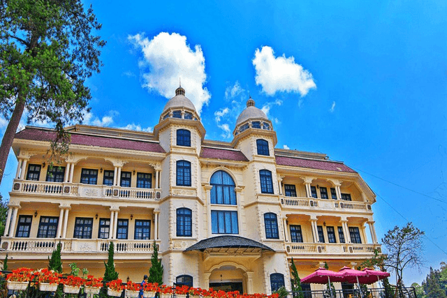 Lacasa Sapa Hotel