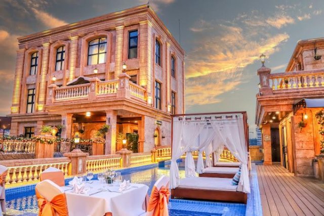 Anik Palace