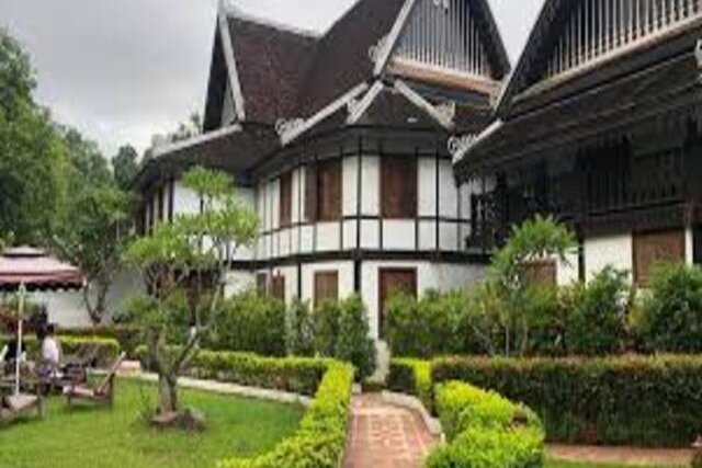 Royal Peacock Boutique Hotel