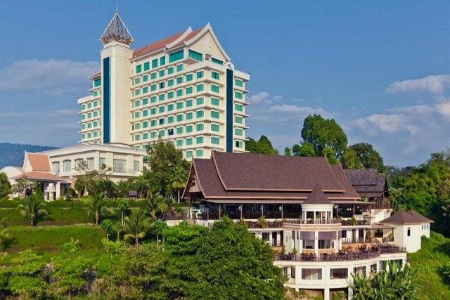 Champasak Grand Hotel