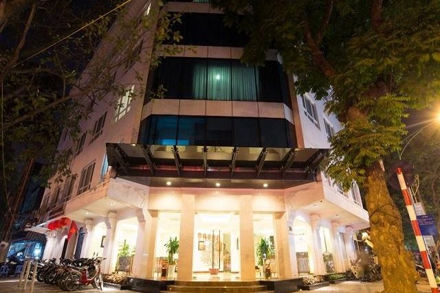 Super Hotel