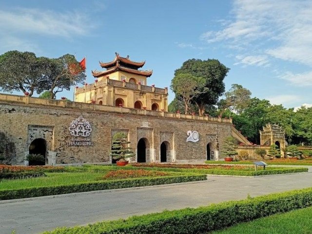 Hanoi half day bike tour