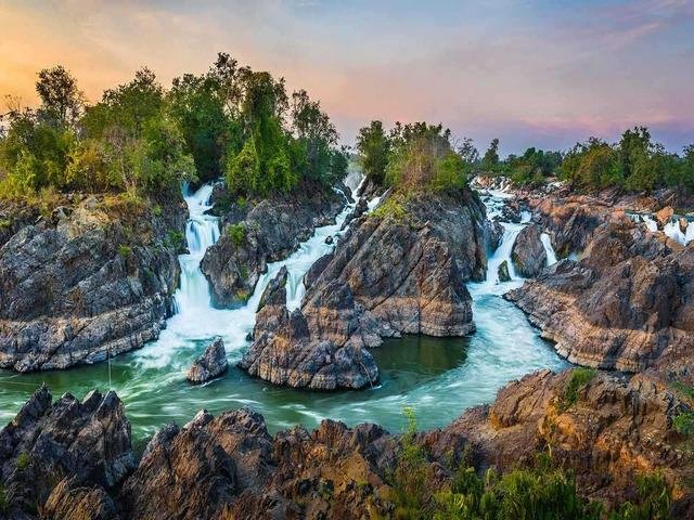 Essential Laos
