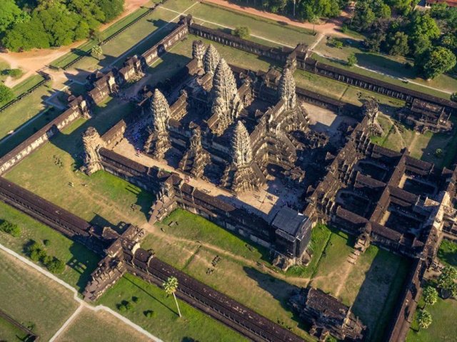 Siem Reap Rainbow Tour