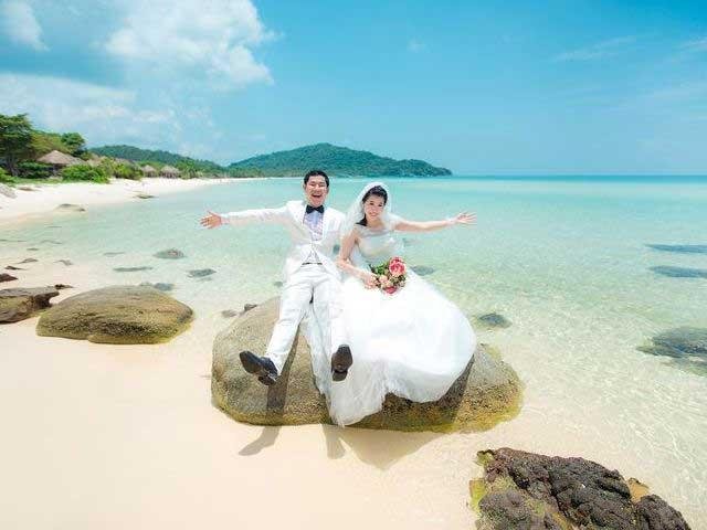 Vietnam In Honeymooners’ Eyes