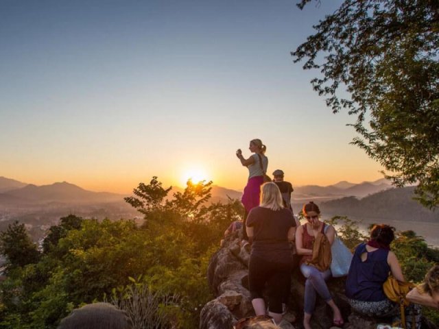 Impressive Tour Luang Prabang – Vang Vieng – Vientiane 7Days/6Nights