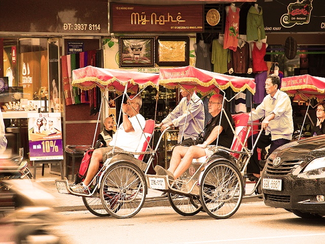 Vietnam - Holiday and Shopping