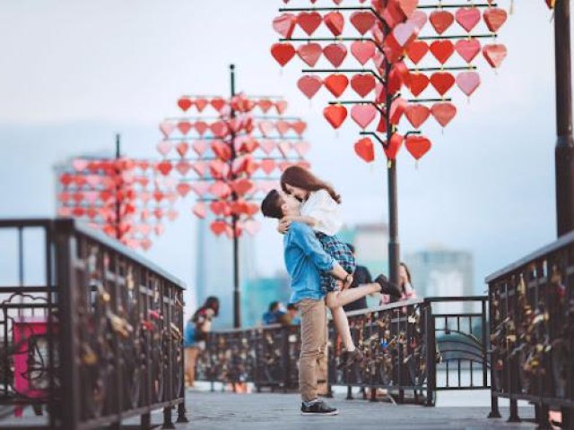 Honeymoon Special Hanoi - Halong bay - Da Nang 8 days tour