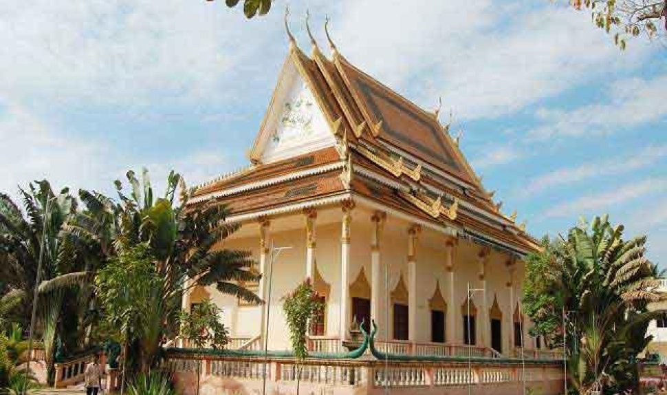 Explore Siem Reap And Phnom Penh