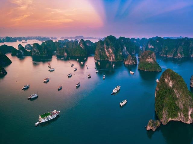Hanoi - Halong Bay 4 - Day Tour Package