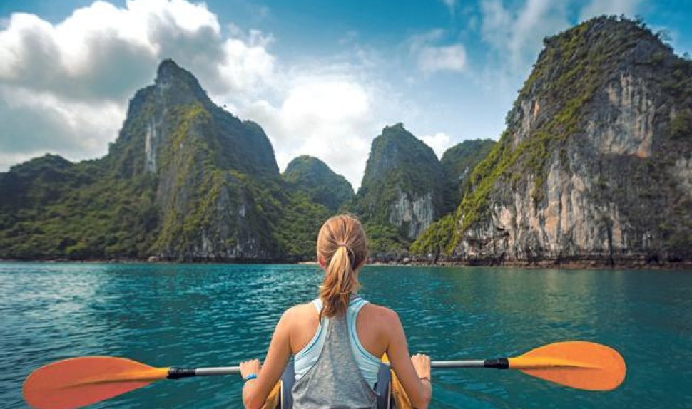 Hanoi - Halong Bay 4 - Day Package