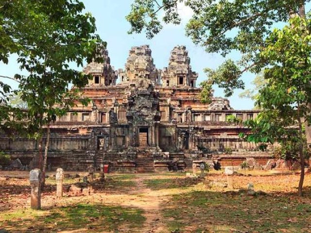 Siem Reap - Phnom Penh 6 Days