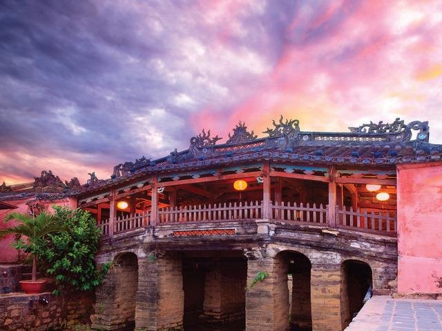 Walking Tour To Discover Hoian Ancient Town