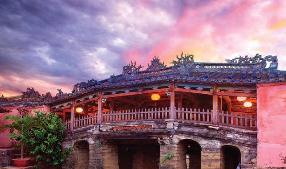 Walking Tour To Discover Hoian Ancient Town