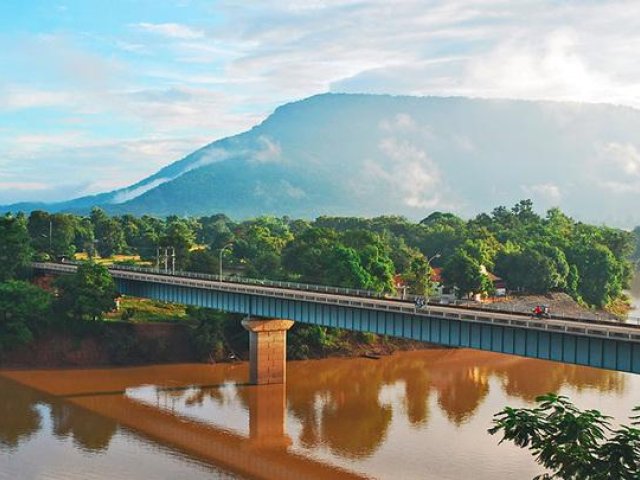 Laos Southern Stopover