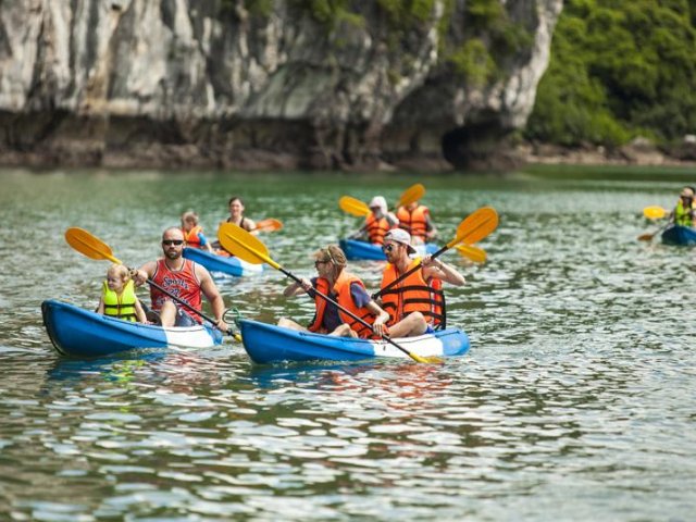Hanoi - Halong - Hanoi 4 Days
