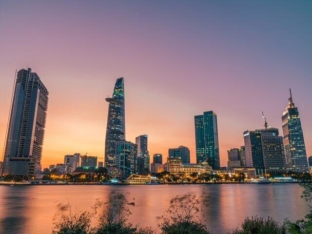 Saigon Modern Life (Incentive)