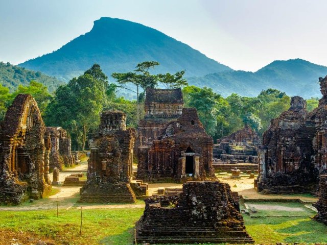My Son Sanctuary - Hoian ancient town tour from Danang