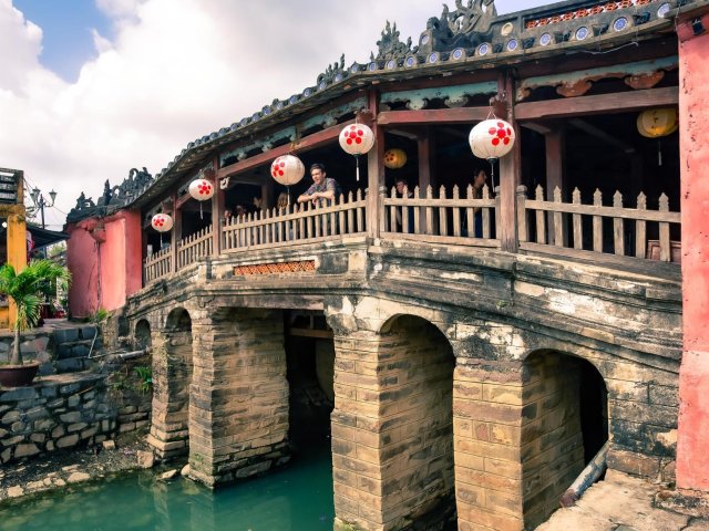 Walking Tour To Discover Hoian Ancient Town
