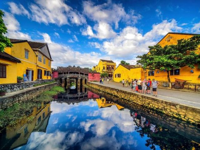 Hanoi – Halong – Danang – Hoian – Phu Quoc Island 10 Days
