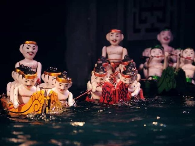 HANOI EVENING TOUR WITH CYCLO & WATER PUPPET SHOW