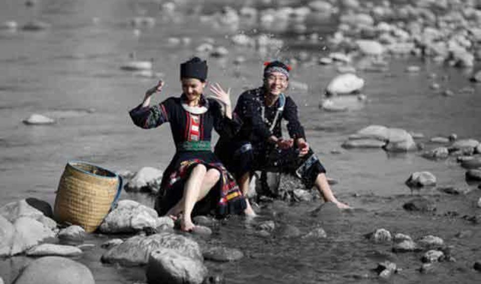 Honeymooners Deep In The North Of Vietnam