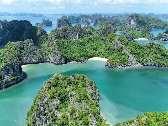 Overnight Cruise In Ha Long Bay