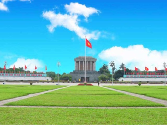 Danang - Hanoi - Halong - Ho Chi Minh 9 Days
