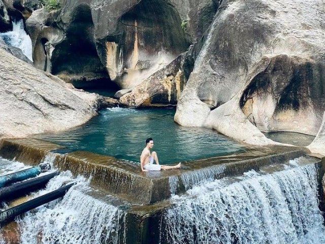 Ganh Nhay 1-Day Tour From Nha Trang
