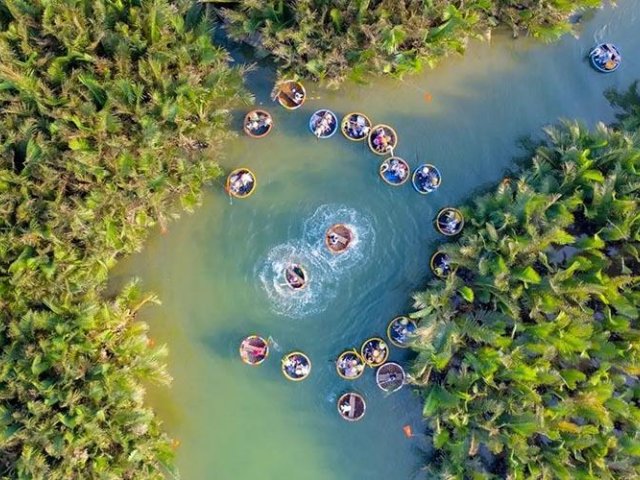 Hoi An Ancient Town Tour: Basket Boat Adventure & Lantern Release