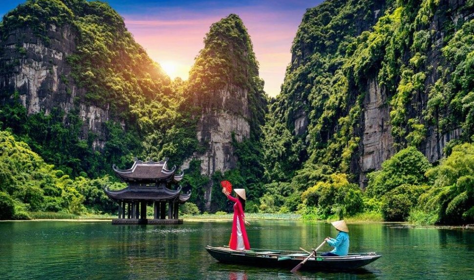 From Land of Dragon to Magnificent Kingdom