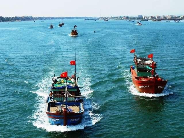 4d3n Explore Danang - The Coastal City