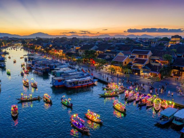 Hanoi - Halong - Danang - Ho Chi Minh 8 Days