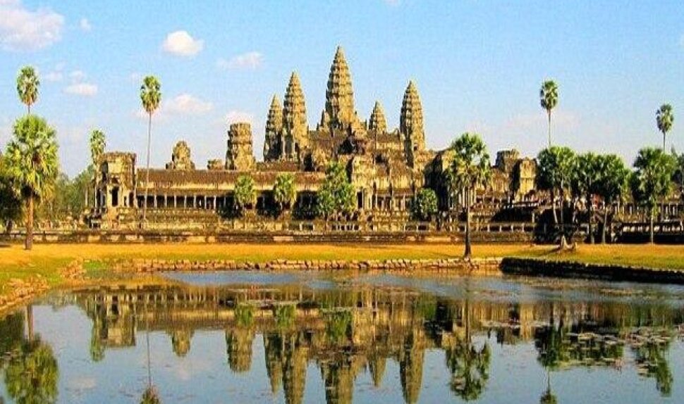 Ho Chi Minh - Hanoi - Halong - Siem Reap 10 Days