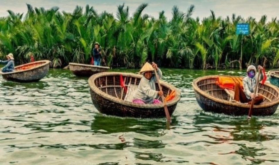 Hoian basket boat and bike tour
