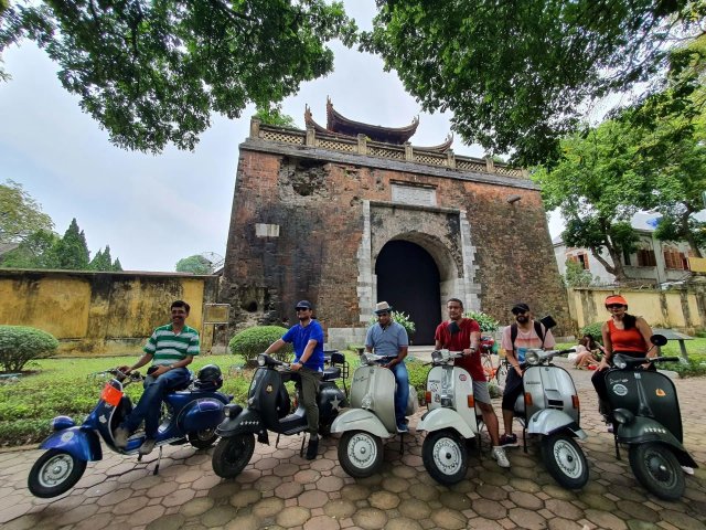 Half day Hanoi insight by Vespa