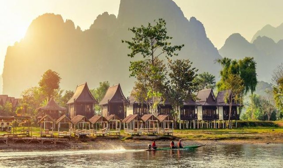 Impressive Tour Luang Prabang – Vang Vieng – Vientiane 7Days/6Nights