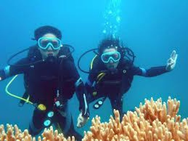 Sweet Moments In Vietnam ( Honeymoon)