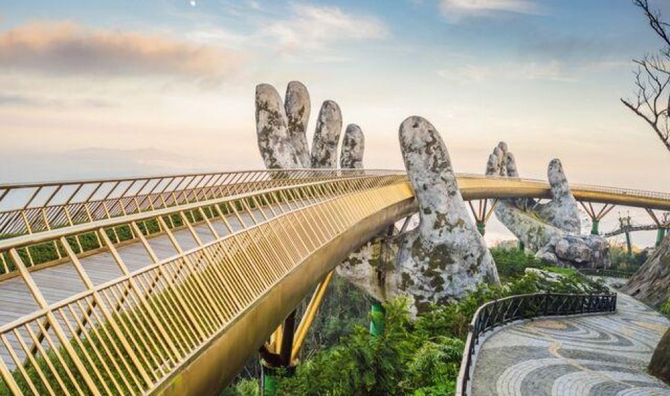 Hanoi - Halong - Danang - Ho Chi Minh 8 Days