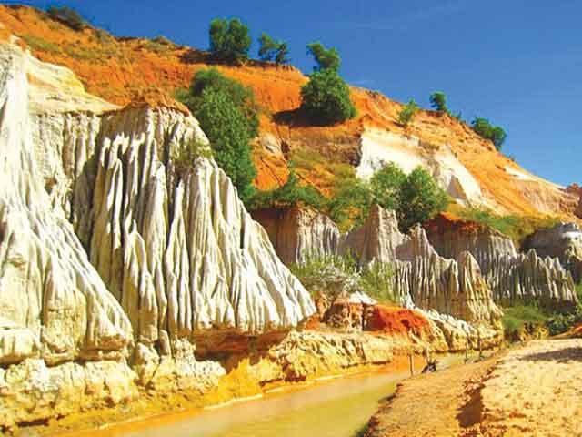 Vietnam – Along the coastal line