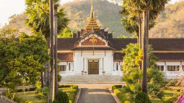 Impressive Tour Luang Prabang – Vang Vieng – Vientiane 7Days/6Nights